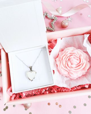 Kdo u mě už někdy objednal, ví, že si potrpím na vymazlené balení. 🎁 To je totiž podle mě stejně důležité jako samotný...